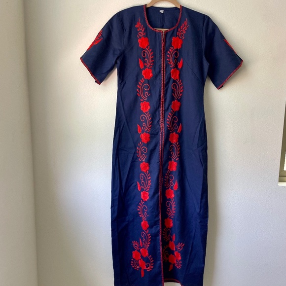 Other - Vintage 70's Embroidered Thai Kaftan, Size 8